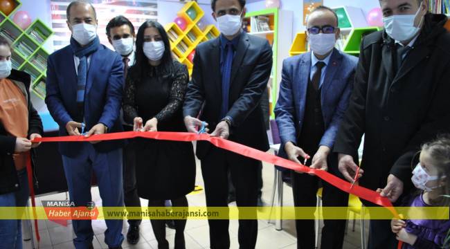 8. Kütüphane Esenyurt Köyü Ortaokulu'na kazandırıldı