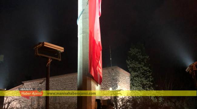 Büyükşehir’den Bayrak Hassasiyeti