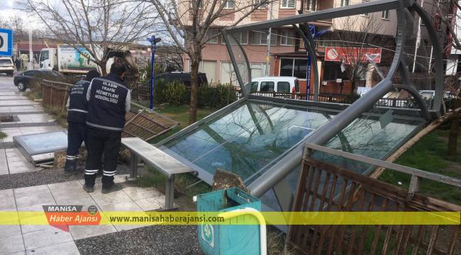 Büyükşehir Ekipleri, Aşırı Yağış ve Fırtına Sonrası Yaraları Sardı