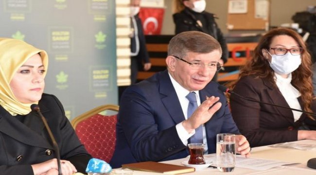 Davutoğlu müzik, sinema ve tiyatro dünyası meslek birlikleri temsilcileriyle buluştu