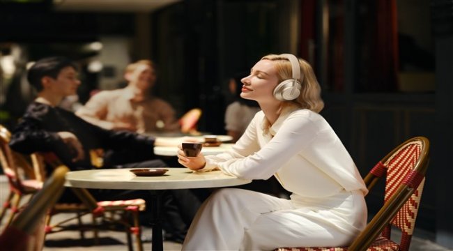 FreeBuds Studio ile güçlü gürültü engelleme: Sadece müzik ve siz