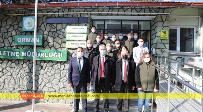 Helikopterle Demirci ormanlarını inceledi