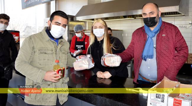 Kan bağışlayana pizza bedava