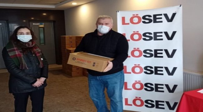 LÖSEV’in et yardımı İzmir’de kesintisiz devam ediyor