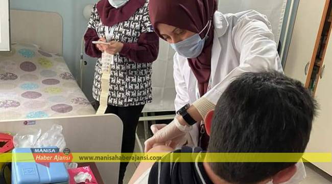 Manisa’da aşı olan kişi sayısı 20 bin 500’i geçti