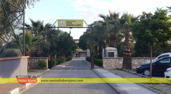 Manisa'da okullarda güçlendirme çalışmaları sürüyor