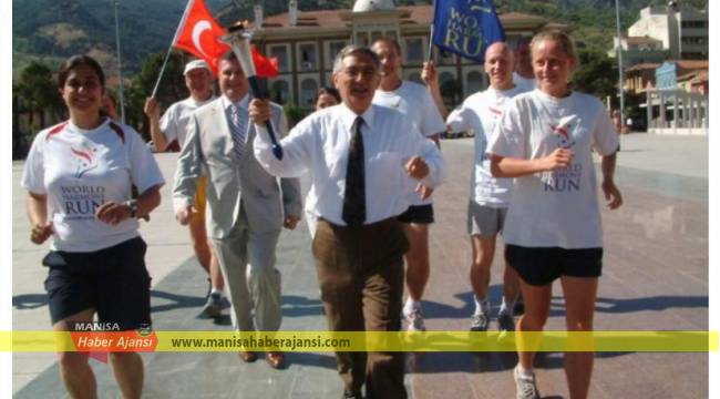 Manisa’nın her yerinde Vali Öztürk’ün çizdiği karikatür olacak
