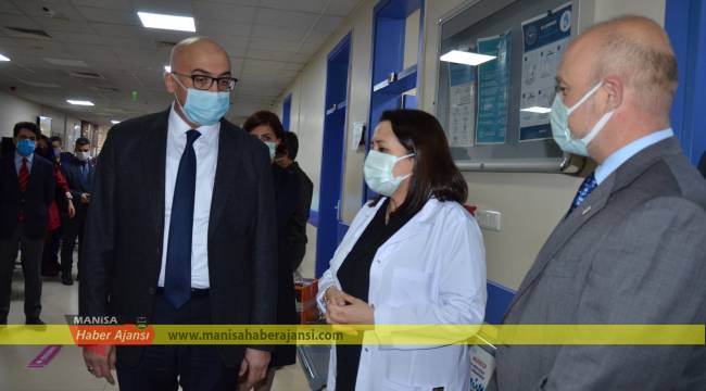 MANİSA’YA İLK AŞILAR GELDİ