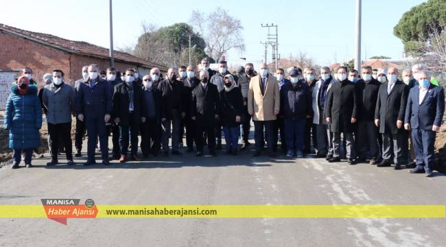 Salihli Kırsal Mahallelerinde Beton Yol Sevinci