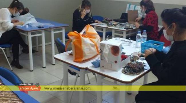 YUNUSEMRE’DE HANIM LOKALLERİNDE EĞİTİM BAŞLADI
