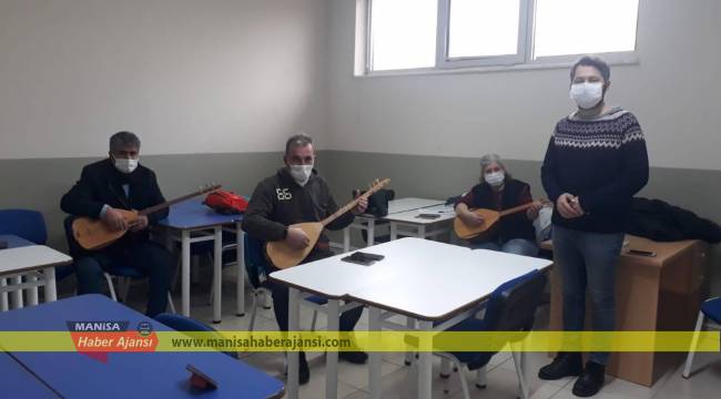 YUNUSEMRE İLE BAĞLAMA ÖĞRENİYORLAR