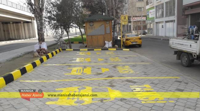 Büyükşehir'den Taksi ve Otobüs Duraklarında Çalışma