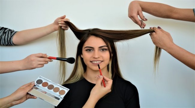 Evde uygulanabilecek pratik cilt ve saç bakım önerileri