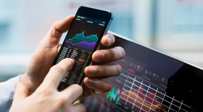 Her gün 1 milyon yatırımcı online ticaret platformunda işlem yapıyor