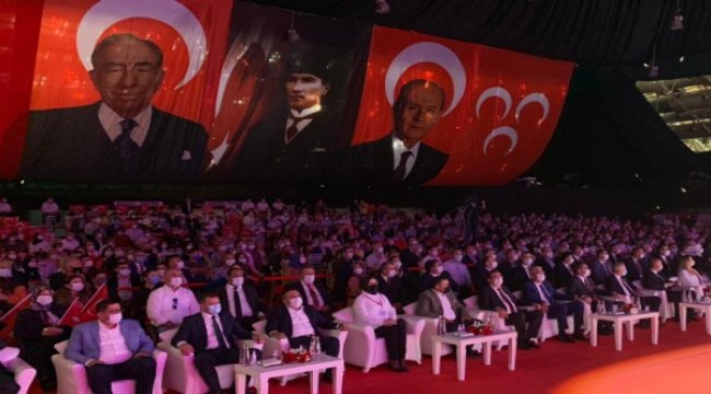 İnanıyorum ki, Türk gençliği bu tuzağa düşmeyecektir.
