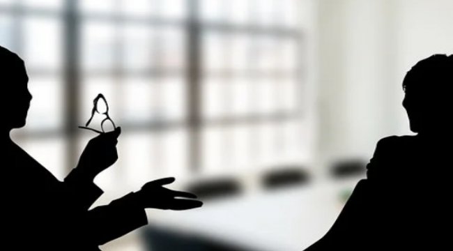 Kafa Rahatlatan Sohbetler Nilay Örnek ve Immanuel Tolstoyevski’yi ağırlıyor