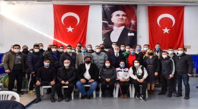 Mansur Yavaş’tan spora ve sporcuya destek
