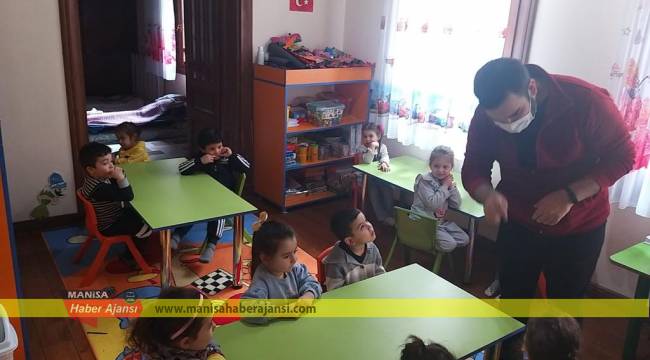 ŞEHZADELERİN MİNİKLERİ İNGİLİZCE ÖĞRENECEK