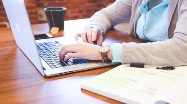 Türk Eğitim Vakfı Macide Tanır’ı dijital ortamda düzenlediği etkinlikle andı
