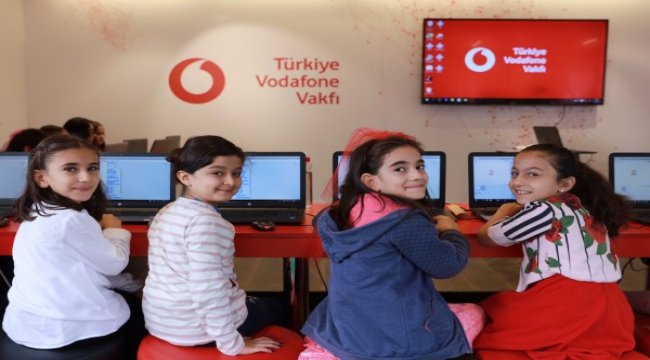 “Yarını Kodlayanlar”dan kız çocukları için kodlama eğitimi