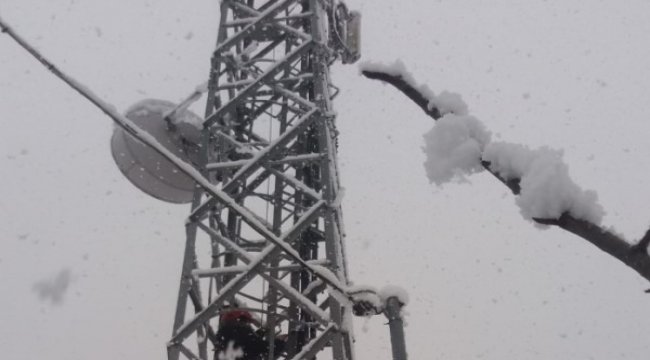 Yoğun kar yağışına 1300 kişilik ekip