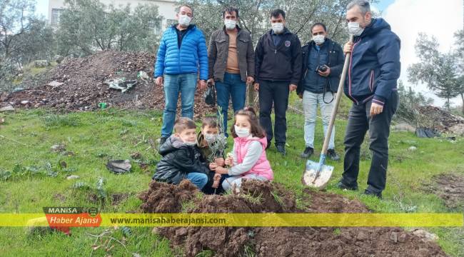 Bir fidanla geleceğine sahip çık
