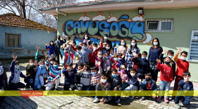 Çavuşoğlu İlkokulu öğrencilere katkı sağlıyor