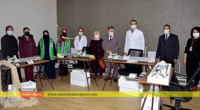 Hastanede yatan hastalara giyim yardımı yapıldı
