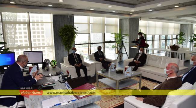 Manisa'nın Geçmişine Işık Tutacak Kitap Serisi Tanıtıldı