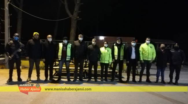AK Parti Şehzadeler’den polislere ziyaret