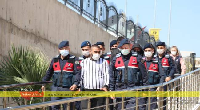 Manisa'da uyuşturucuyla yakalanan 3 kişi tutuklandı