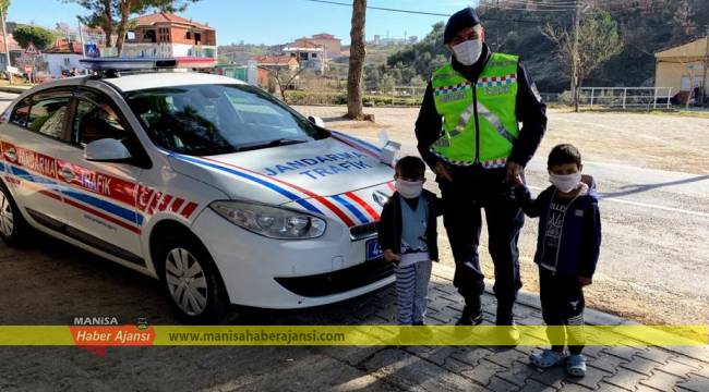 Jandarmadan miniklere trafik haftası semineri