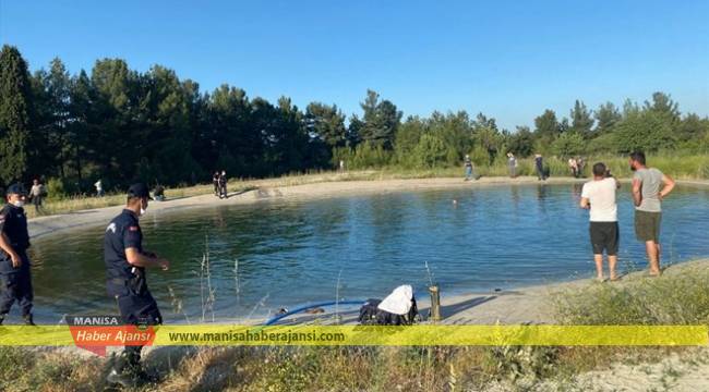 Manisa'da boğulma tehlikesi geçiren torunlarına kurtaran dede hayatını kaybetti