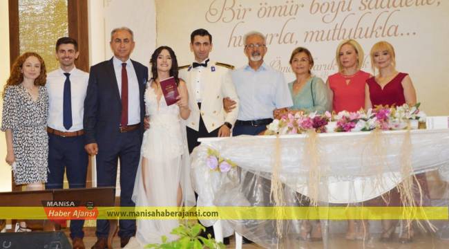 Simge ve Muratcan’dan mutluluğa evet
