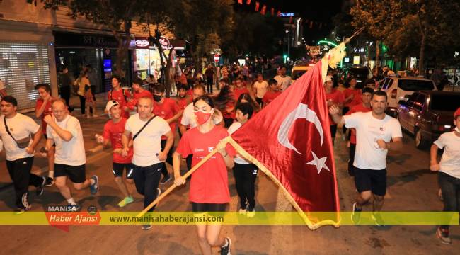 15 TEMMUZ SANCAK KOŞUSU MANİSA'DA BÜYÜK COŞKUYLA YAPILDI