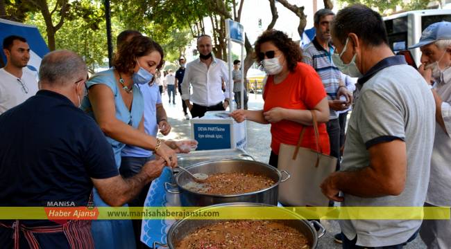 Deva Partisi’nden aşure hayrı