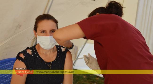 Manisa’da bir günde 38 bin 191 aşıyla rekor kırıldı