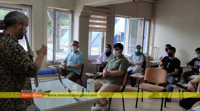 Manisa'da Geleneksel Türk Okçuluğu Semineri düzenlendi