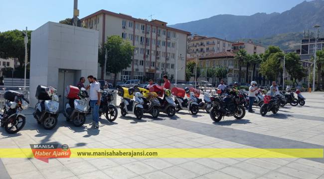 Motosiklet sürücülerinden eylem