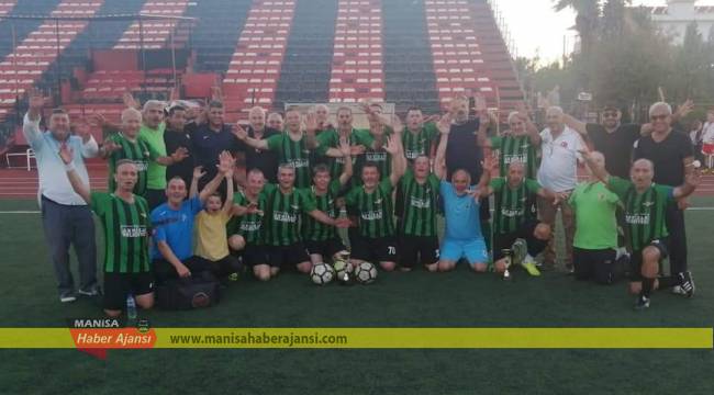 +50 MASTER ŞAMPİYONU “AKHİSARSPOR “