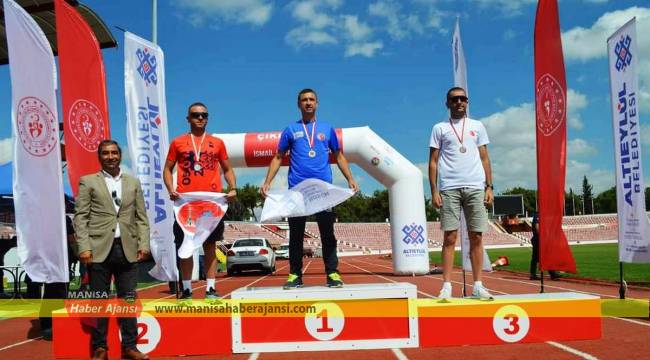 Akhisarlı atletler İsmail Akçay yol koşusundan başarıyla döndü