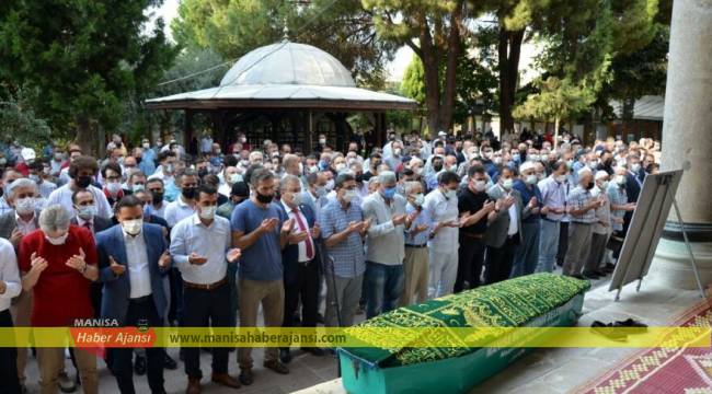 Aşı olmayan doktor Manisa’da son yolculuğuna uğurlandı