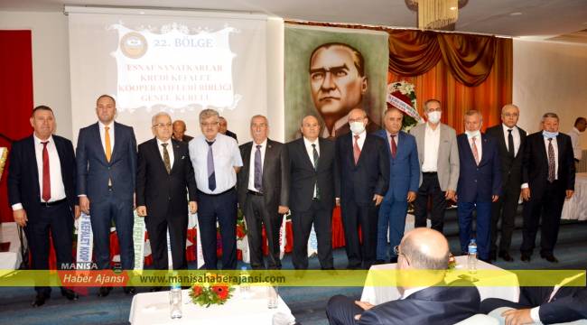 Manisa 22. Bölge Birliği’nde Recep Çınar güven tazeledi