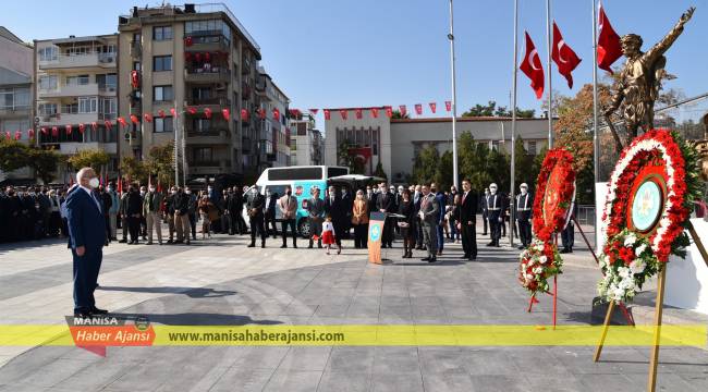 Cumhuriyet Bayramı’nın 98. Kuruluş Yıldönümü Kutlamaları Başladı