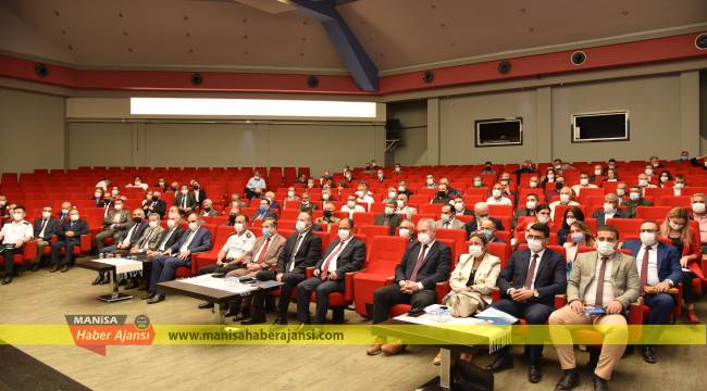 Muhtarlar Vali Karadeniz'le Toplantı Yaptı