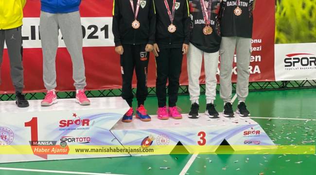 Badmintoncularımız, Karışık Çiftlerde Türkiye Üçüncüsü