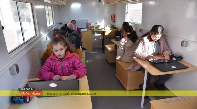 KENDİN YAP GEZİCİ MUCİT ATÖLYESİ ÖĞRENCİLER İLE BULUŞUYOR
