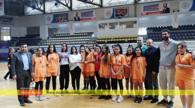Manisa’da okul sporlarında 5 branşta müsabakalar tamamlandı