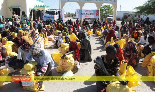 Cansuyu Kenya'da Yardım Organizasyonu Düzenledi