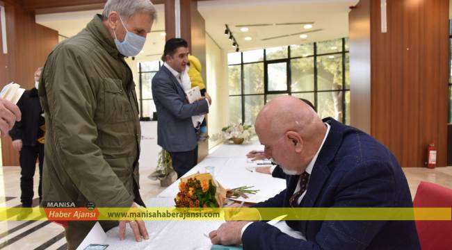 Manisalı Yazarlar Okuyucularıyla Buluştu